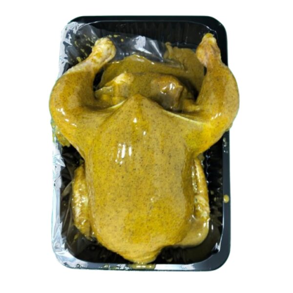 دجاجة كاملة متبلة شوي